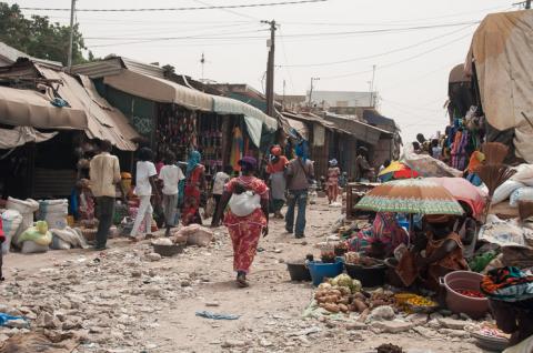 Port de pêche et marché de Mbour - Image 1